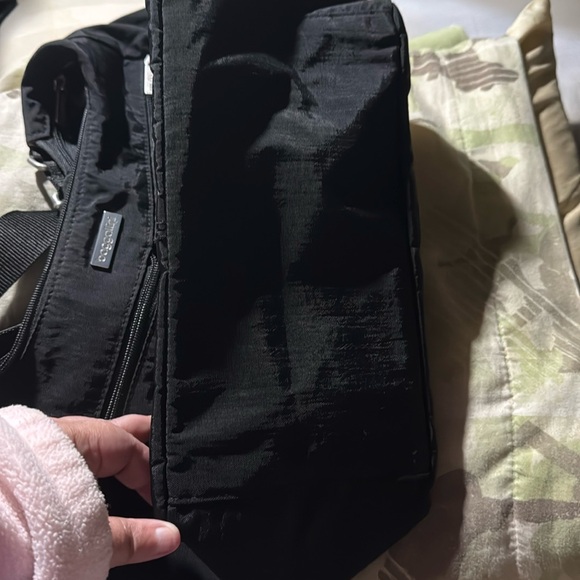 Baggallini Black Crossbody Bag Adjustable Strap - Picture 4 of 10